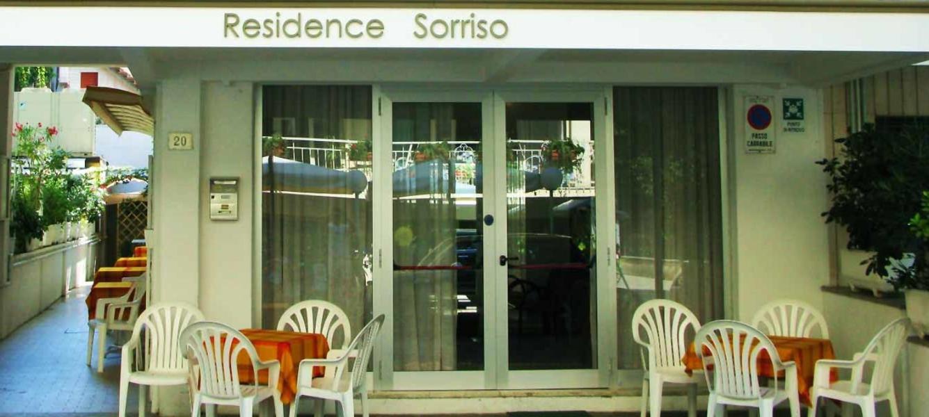 B&B Residence Sorriso Cattolica Extérieur photo